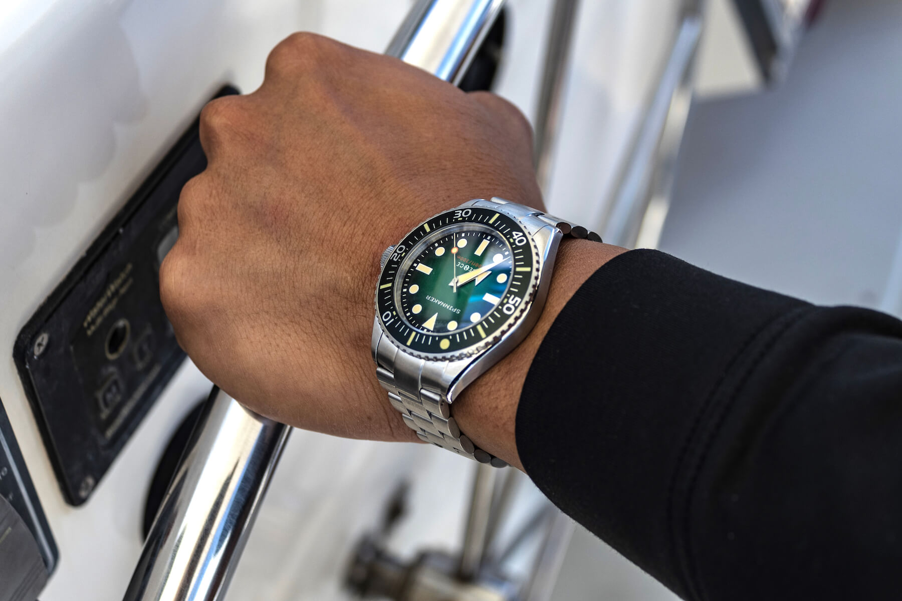 Spinnaker Introduces The Spence 300 Automatic Dive Watch - Wristwatch News